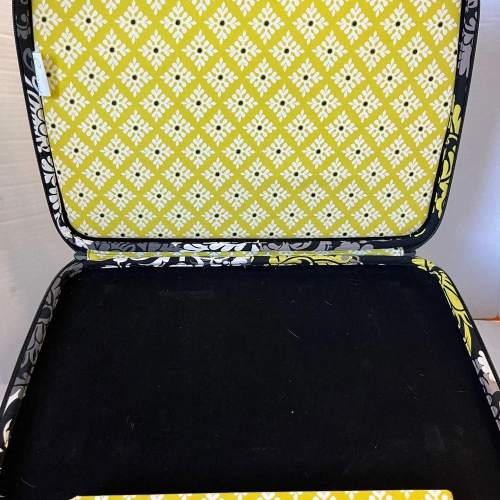 Vera Bradley Portfolio Hard-shell Laptop bag